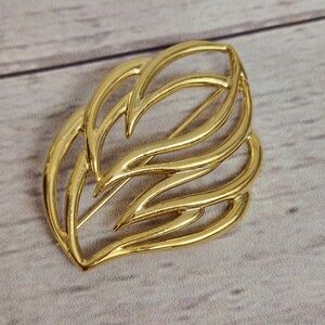 Women's Gold Leaf Brooch - Unbranded
